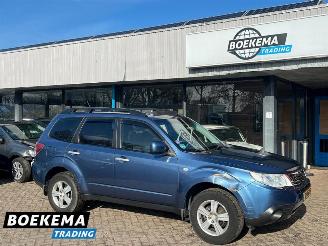 krockskadad bil auto Subaru Forester 2.0 Premium 4X4 LPG Open-Dak Stoelverw Climate 2008/11