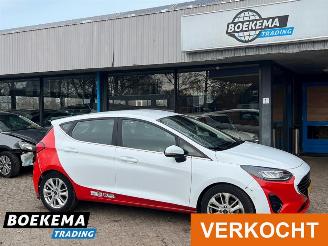 krockskadad bil auto Ford Fiesta 1.0 EcoBoost Titanium Keyless Navigatie Stoel/Stuurverw Cruise Lane-Ass 2022/11