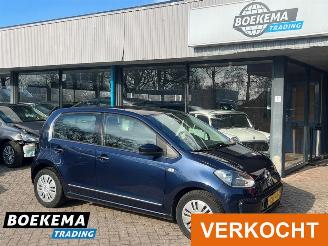 Schadeauto Volkswagen Up! 1.0 Move Up! Navigatie Airco 5-Deurs 2014/8
