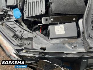 Audi A3 Limousine 1.6 TDI 110PK Pro Line Panorama Navigatie Airco picture 11