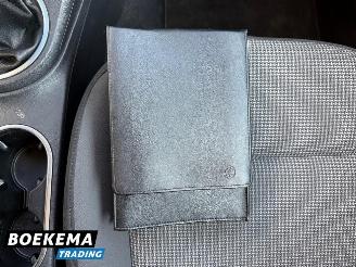 Volkswagen Beetle 1.2 TSI Design Stoelverwarming Airco Cabrio picture 19