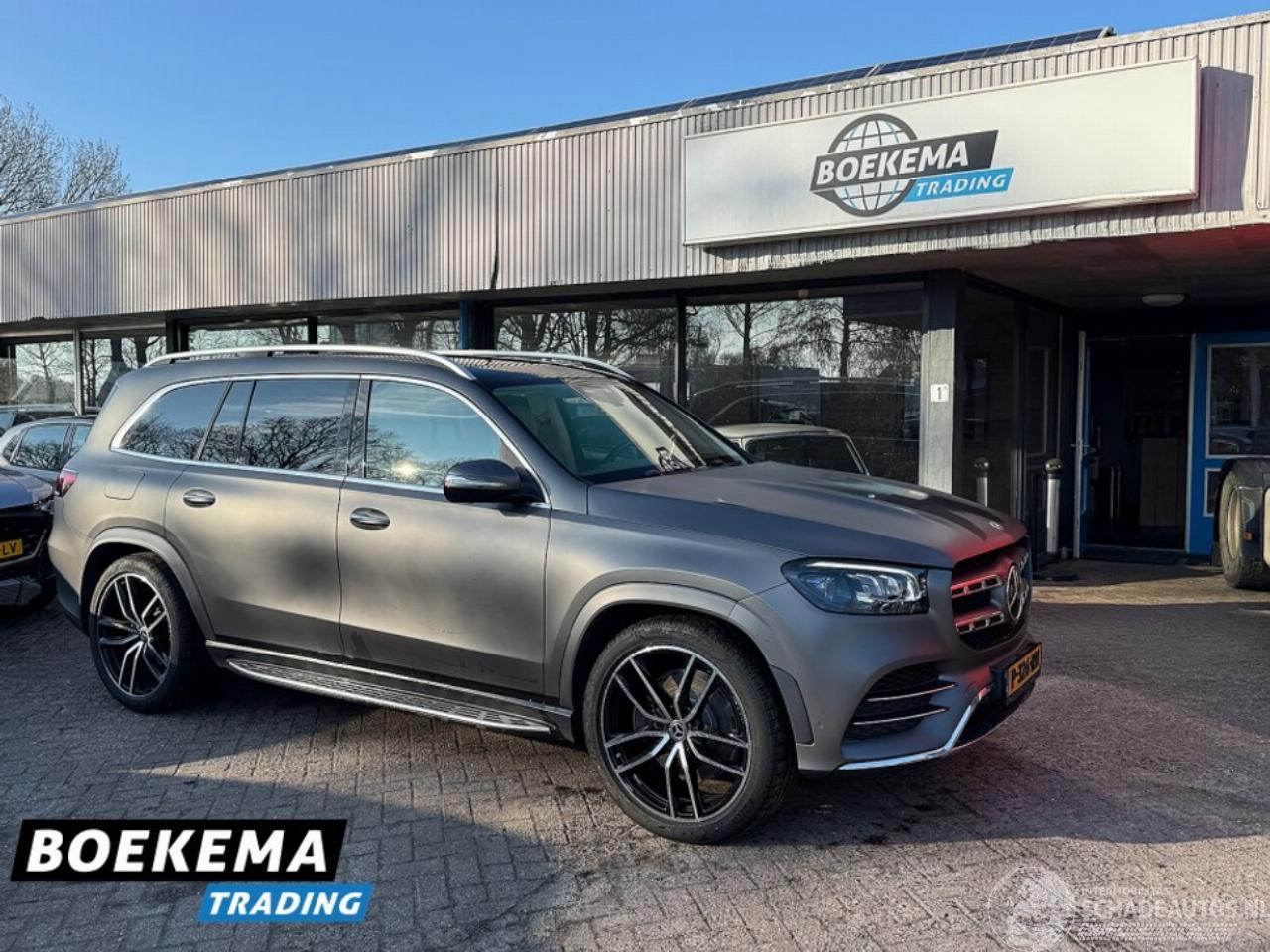Mercedes GLS 400 d 4MATIC Premium Plus AMG Burmester Panorama Standkachel Chauffeurspakket Luchtvering Stoelverkoeling