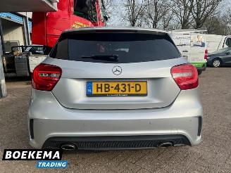 Mercedes A-klasse 180 Ambition AMG Automaat Navigatie Clima picture 5