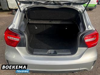 Mercedes A-klasse 180 Ambition AMG Automaat Navigatie Clima picture 18