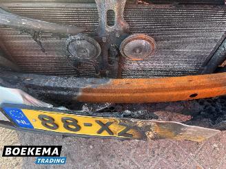 Kia Carens 2.0 CVVT X-clusive 7-Persoons Leer Navigatie Stoelverw. Airco picture 11