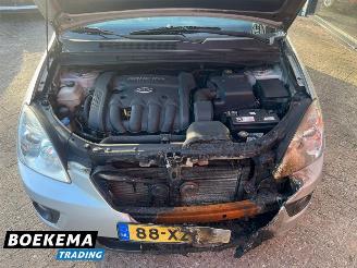 Kia Carens 2.0 CVVT X-clusive 7-Persoons Leer Navigatie Stoelverw. Airco picture 6