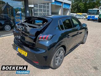 Peugeot e-208 EV Allure Pack 50 kWh Navi I-cockpit Camera Apple-Carplay picture 2