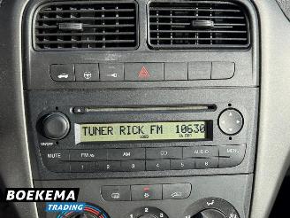 Fiat Grande Punto 1.2 Active Airco 5-Deurs picture 15