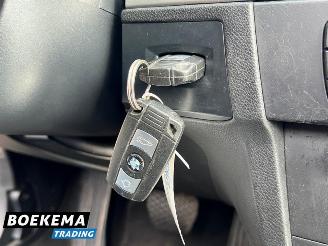 BMW 3-serie 320i High Exe Automaat Panorama Leer Stoelverw. picture 25