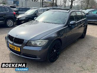 BMW 3-serie 320i High Exe Automaat Panorama Leer Stoelverw. picture 4