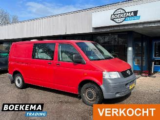 skadebil bedrijf Volkswagen Transporter 1.9 TDI 340 6-Persoons DoKa Airco Cruise 2007/1