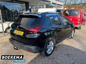 Peugeot 2008 1.2 PureTech Allure Navigatie Camera Climate picture 2
