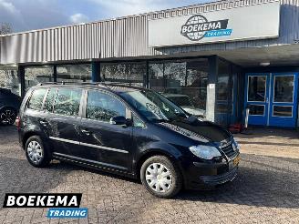 Damaged car Volkswagen Touran 1.4 TSI 140PK Business Navigatie Cruise Climate 2007/5