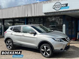Damaged car Nissan Qashqai 1.2 Connect Edition Automaat Navigatie Climate Cruise 2016/3