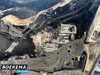 Mercedes Cla-klasse 200 Premium Plus Automaat Navigatie Clima picture 14