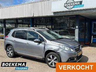 skadebil auto Peugeot 2008 1.6 VTi Allure Navigatie 2013/6