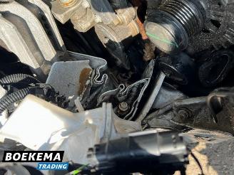 Ford Transit Custom 300 2.0 TDCI L2H1 Limited Navigatie Stoelverwarming Cruise PDC picture 12