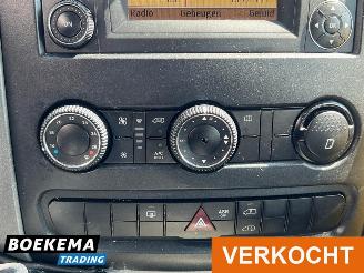 Volkswagen Crafter 35 2.0 TDI L3H2 9-Persoons Rolstoellift Airco Cruise picture 10