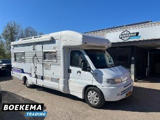 danneggiata camper Fendt  L680 Luifel Airco 2xZonnepaneel Fietsendrager Omvormer 1994/8