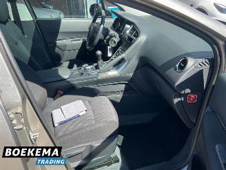 Peugeot 3008 1.6 VTi ST Panorama Airco picture 12