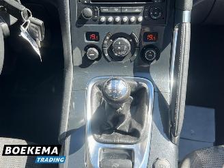 Peugeot 3008 1.6 VTi ST Panorama Airco picture 16