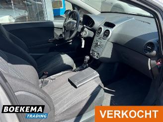 Opel Corsa 1.4 16V Business Automaat Airco Cruise picture 14