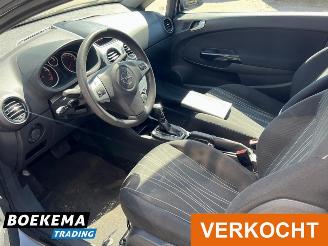 Opel Corsa 1.4 16V Business Automaat Airco Cruise picture 10