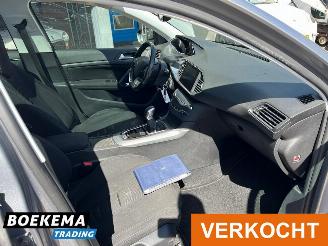 Peugeot 308 SW 2.0 BlueHDI Allure Automaat Navigatie Panorama picture 19