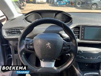 Peugeot 308 SW 2.0 BlueHDI Allure Automaat Navigatie Panorama picture 20