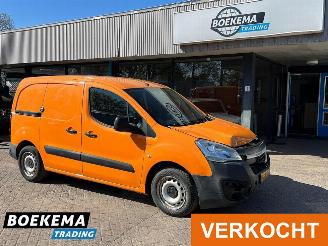 skadebil bedrijf Peugeot Partner 120 1.6HDi Premium Airco Cruise PDC 2018/4