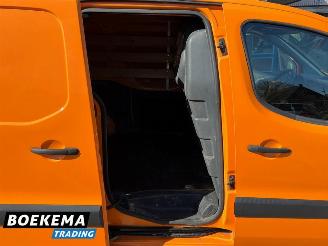 Peugeot Partner 120 1.6 BlueHDi Premium Airco Cruise PDC picture 17