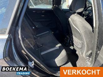 BMW 2-serie 218d Active Tourer Sport Automaat Keyless Navigatie picture 12
