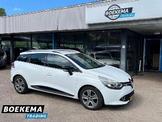 Avarii autoturisme Renault Clio Estate 0.9 TCe Night&Day R-Link Navigatie Cruise Airco 2014/10