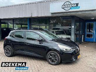 Coche accidentado Renault Clio 1.2 Authentique Navigatie Climate Cruise 2013/8
