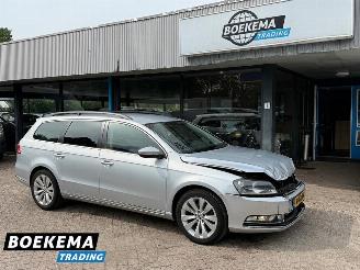uszkodzony samochody osobowe Volkswagen Passat Variant 1.4 TSI Highline Navigatie Stoelverwarming Cruise PDC 2013/10