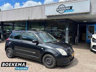 krockskadad bil auto Suzuki Swift 1.3 Base Airco Elektrische ramen 3-Deurs 2009/10
