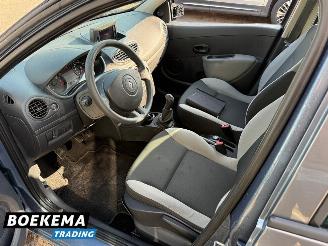 Renault Clio 1.2 TCe Special Line Navigatie Airco picture 11