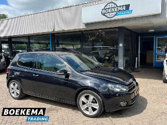 krockskadad bil auto Volkswagen Golf 1.2 TSI Highline DSG Navigatie Climate Cruise 3-Deurs 2012/9