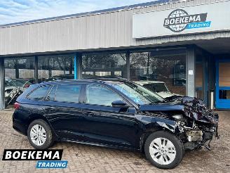 Ocazii autoturisme Skoda Octavia Combi 1.0 e-TSI Business Edition Navigatie Cruise Lane-Ass 2024/1