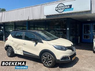 Vaurioauto  passenger cars Renault Captur 0.9 TCe Authentique Stoelverwarming Navi Cruise 2016/5