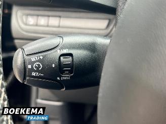 Peugeot 208 1.2 VTi Oxygo Cruise Navi Clima Trekhaak picture 25