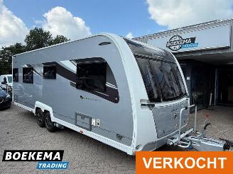 Uttjänta bilar auto Elddis Sportage Buccaneer Cruiser EP Levelsysteem Luifel Douche Fietsenrek Mover Zonnepaneel Schotel 2019/1