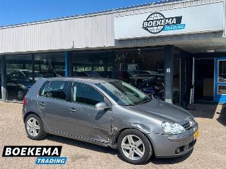 damaged passenger cars Volkswagen Golf 1.4 TSI Comfortline Stoelverwarming Airco 2008/5