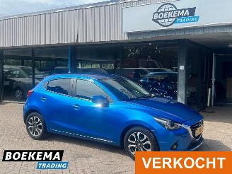 skadebil auto Mazda 2 1.5 Skyactiv-G GT-M HUD Stoelverwarming Navi Clima 2016/10