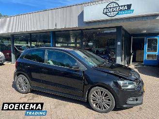 skadebil auto Volkswagen Polo 1.4 TSI BlueGT 140PK Stoelverwarming Clima Navi 2013/10