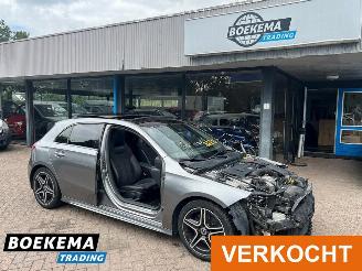 Vaurioauto  passenger cars Mercedes A-klasse 220 Premium Plus 190PK AMG Automaat Panorma Camera 2019/8