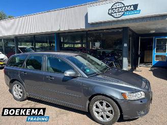krockskadad bil auto Volvo V-50 2.0 Edition I 145PK Stoelverwarming Navi Cruise Airco 2009/10