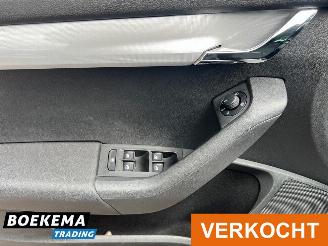 Skoda Octavia Combi 1.2 TSI Businessline Automaat Navi Cruise Clima picture 11