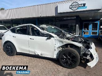 Coche accidentado Tesla Model Y Long Range RWD 75 kWh 2024/11