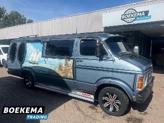 skadebil camper Dodge  Ram Van B200 5.2 V8 LPG Camper Koelkast Spoelbak 1980/7